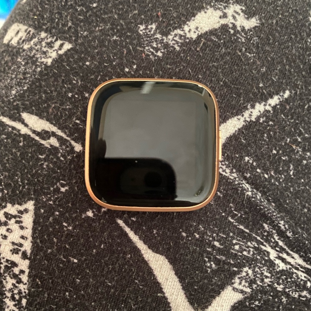 Selling Fitbit versa 2